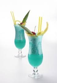 Blue Hawaiian With Blue Curacao 1883 Syrup Cocktail Bartender Rum Curacao Bleu Bleu Hawaien