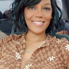 Crystal Overton's Instagram, Twitter & Facebook