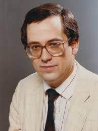 Richard D. Walton, retired prize-winning Indianapolis Star reporter, dies  at 62