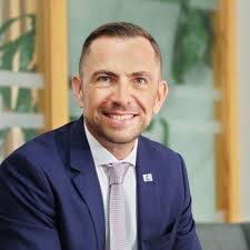 10 years ago today I got into the boxing ring for the first and only time.  It's fair to say it was a disaster. In round 1 the ball came out of