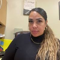 Lisa Carrero's Instagram, Twitter & Facebook