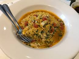 Crab meat, cherry tomato and angel hair pasta (carnevale 2011) by adam swanson. Angel Hair Pasta With Crab Bild Von Scopri Melbourne Tripadvisor