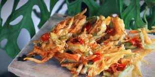 Siapkan sendok sayur stainless sebagai cetakannya. Resep Bakwan Sayur Renyah Merdeka Com
