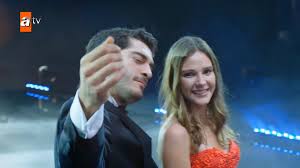 2021'de başlayacak olan yeni dizinin başrollerinde alina boz ve burak deniz yer alıyor. Fisildayan Adam On Twitter Atv Nin Yeni Dizisi Marasli Nin Basrol Oyunculari Burakdeniz Alinaboz Atv Yeni Sezon Tanitimidan