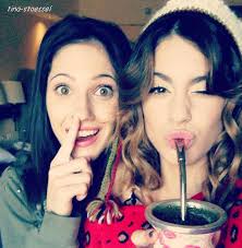 Résultat de recherche d'images pour "image de francesca dans violetta swag"