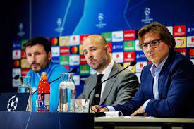 Maybe you would like to learn more about one of these? Verslingerd Aan De Spaanse Taal En Voetbal Bij Tolk Dirk Lotgerink Smelten Die Twee Mooi Samen De Volkskrant