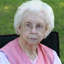 Madge Saunders Elliott (1927-2016)