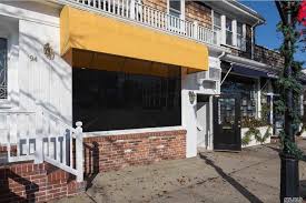 No bus lines traverse the municipality. 96 Main St Westhampton Beach Ny 11978 Loopnet Com