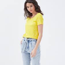 Un choix unique de haut jaune femme disponible dans notre magasin. T Shirt Manches 3 4 Jaune Femme Cache Cache