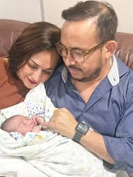 Reel by Elsa Verónica (@elsaveronicacontigo) · December 26, 2024