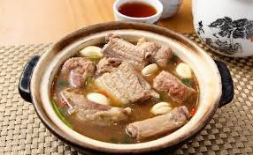 Mr lee boon teh has seven sons and his great grandchildren now run over a dozen different bak kut teh businesses in klang, kl and beyond. Countrysingapore Gohotelsgo Com