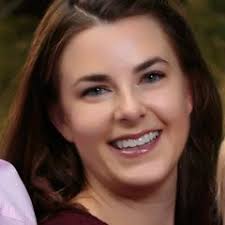 Michele Belknap's Instagram, Twitter & Facebook