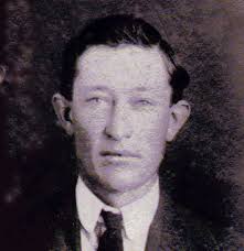 View Genealogy for Walter Felix Davis (9/20/1886-8/17/1978)