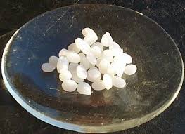 Bahan baku proses pembuatan caustic soda adalah garam, air, dan listrik. Natrium Hidroksida Soda Api Pengertian Sifat Rumus Kimia