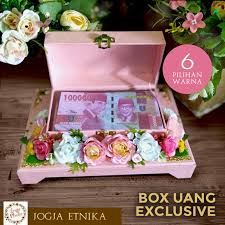 Check spelling or type a new query. Harga Kotak Uang Terbaik Souvenir Pesta Agustus 2021 Shopee Indonesia