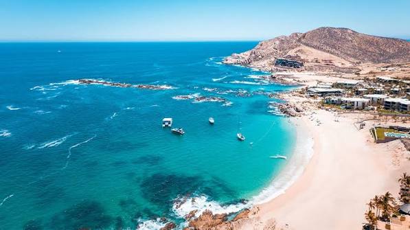 5 of the Best Swimmable Los Cabos Beaches | TravelAge West