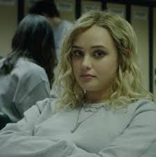 An explosive love story starring Katherine Langford and Charlie Plummer.  Watch an extended preview for Spontaneous, premiering at home October 6.  https://paramnt.us/GetSpontaneous