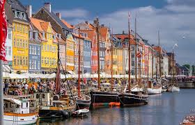 Copenhaga (copenhagen, capital region) este situat în zona de timp cest *1 (gmt timp de compensare în ore: Danemarca Copenhaga Nyhavn Fotografie GratuitÄƒ Pe Pixabay