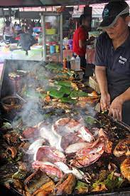 Fendi dalam segmen selera bajet kali ini telah ke jalan istana untuk makan ikan bakar di gerai seri menanti!jika anda ingin menonton episod penuh. Ikan Bakar Malaysian Grilled Seafood Worthy Of A Pilgrimage