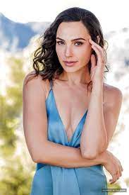 10,934,368 likes · 590,317 talking about this. Hot Hotter Gal Gadot Gal Gadot Wunderschone Frau Promis