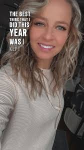 Amber Moyle's Instagram, Twitter & Facebook