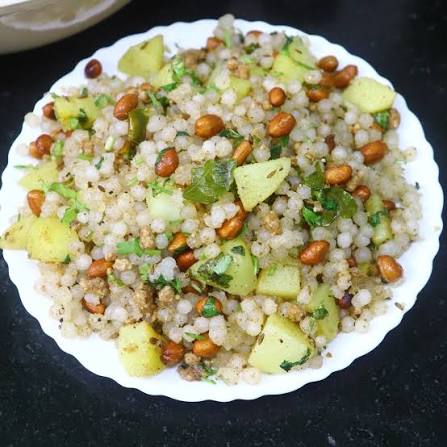 ???????? साबूदाना खिचड़ी | Sabudana Khichdi Recipe साबूदाना खिचड़ी व्रत और  नाश्ते के लिए बहुत लोकप्रिय रेसिपी है। यह हल्की, स्वादिष्ट और ऊर्जा से  भरपूर होती ...