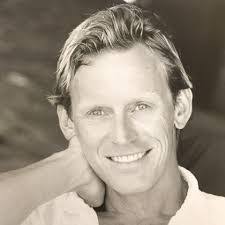 Kris Kamm's Instagram, Twitter & Facebook