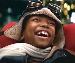 Mitra Lutchman's Instagram, Twitter & Facebook