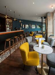 Andre Latin The Trendiest Color Scheme Ideas For Restaurant Interiors Restaurant Interior Interior Design Inspi Cafe Interieur Interieur Interieur Kleuren