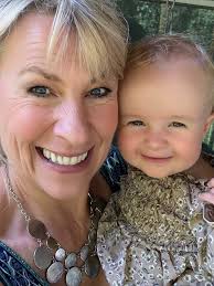 My Life since mid-June❤️Family🥰 ✨I'm still life coaching🙂If you'd like to  make positive changes in your life, click the link in my bio or Email me at  onetruenorth55@gmail.com #loved #blessed #faith #growth #