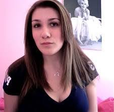 Deena Wall's Instagram, Twitter & Facebook