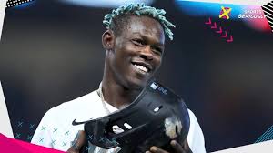 Brewers' Garrett Mitchell, wife Haley are baseball's new power couple