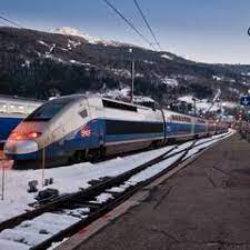 En voiture, en train et même en avion, partir en vacances au ski depuis paris peut être plus rapide que prévu à condition de choisir des stations qui ne sont pas trop éloignées de la capitale. Top 10 Des Stations De Ski Les Plus Faciles D Acces Depuis Paris