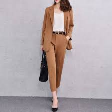 Learn the basics of business dress codes. Stylish Office Wear Looks For Females To Slay At Work Magicpin Blog