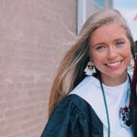 Gloria Bateman's Instagram, Twitter & Facebook