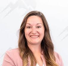 Jazmine Olson's Instagram, Twitter & Facebook