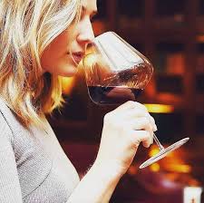 Zalto 'Art Burgundy Wine Glass Hand-Blown Crystal : Amazon.co.uk: Home &  Kitchen