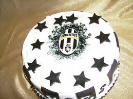 Fancy Food Cakes Torta Juventus Torte Torte Di Compleanno Calcio Torta Di Calcio