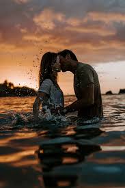 داغ ترین عکس های عاشقانه خفن شعر لب و بوسه