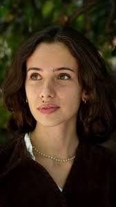 STREET PORTRAITS . . . MODEL: Polly LOCATION: London, England PHOTOGRAPHER:  Christopher Ward . . . #modelstrangers #streetinterview #streetportraits  #streetportraiture #sonyalphaportrait