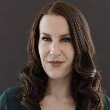 Alexandra Olds's Instagram, Twitter & Facebook