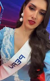 Perú después del fashion show de traje de baño. Bellísima Karla  Bacigalupo.❤️😍