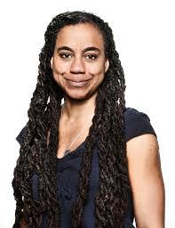 Lori Parks's Instagram, Twitter & Facebook