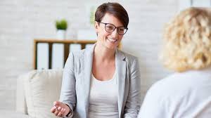 Lo psicologo è un professionista che può fare interventi di prevenzione, diagnosi, riabilitazione e sostegno rivolte all'individuo, alla coppia, . Tudo Sobre Psicologo E Psicoterapia Psicologo Em Sao Paulo
