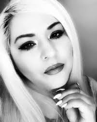 Dahlia Mora's Instagram, Twitter & Facebook