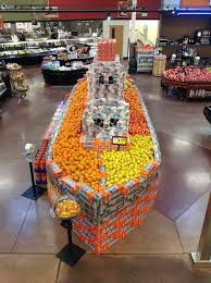 564fc9fcb59a04e7363379f7c2005523 Jpg 736 985 Supermarket Display Produce Displays Grocery Store Design