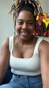 Hi everyone, my names Grace. I'm a qualified referee looking to do  friendlies over the summer. Please private message if need.