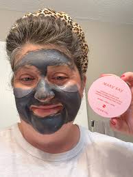 Twin Peaks Lookalike Contest Winner