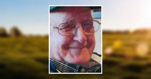 Beth Poole's Instagram, Twitter & Facebook