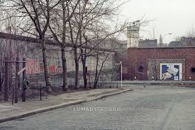 Pin On Berlin Wall